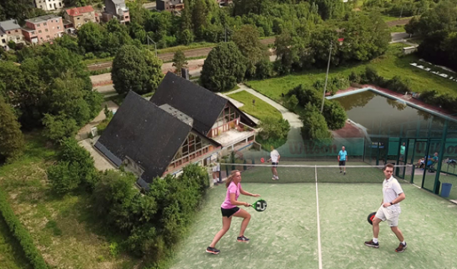 Le projet "padel et tennis" aux Prés de Tilff prend l'eau