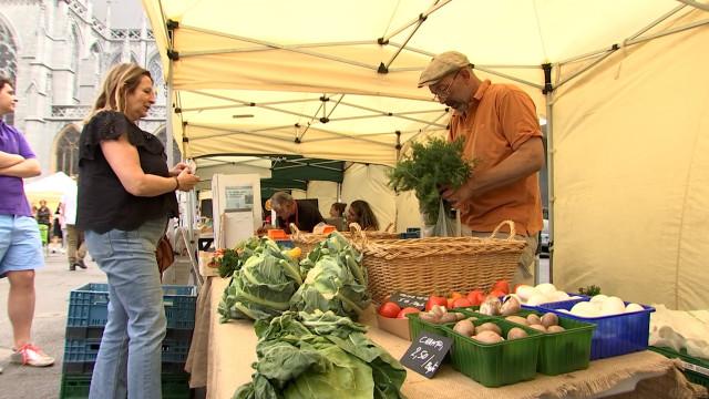 Le marché "Court-Circuit" met en lumière les producteurs locaux