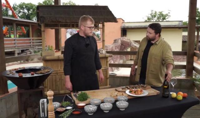 Couteaux et scampis grillés