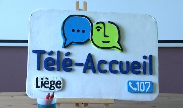 Rompre avec la solitude des fêtes de fin d’années avec un service d’écoute 