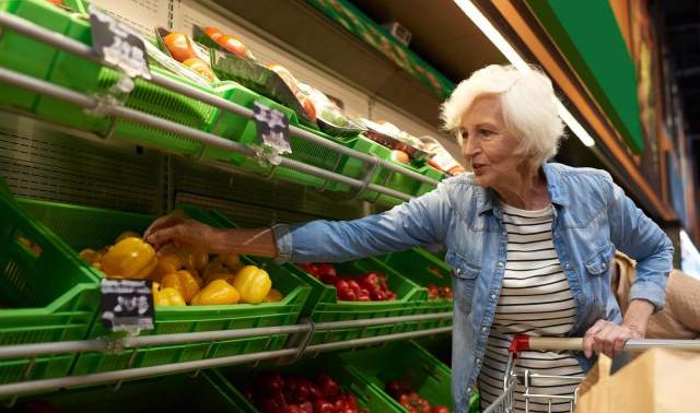L'inflation des produits alimentaires poursuit sa baisse
