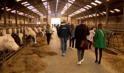 Visite des ministres européens de l'agriculture à Les Waleffes