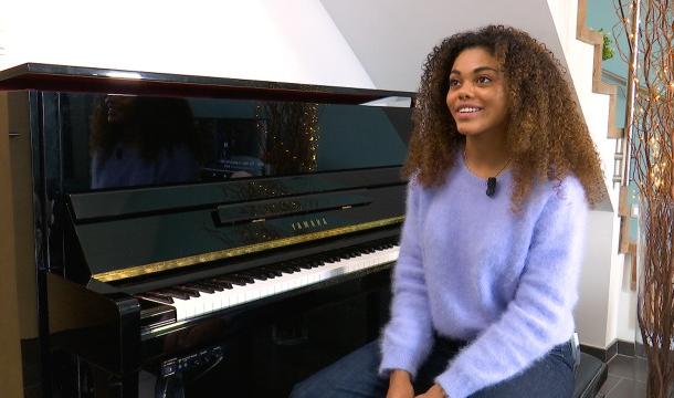 Alyah Lukunku séduit à the Voice France ! 