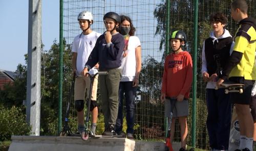 Braives : une ministre au skate park pour la reconnaissance de la Maison des Jeunes 