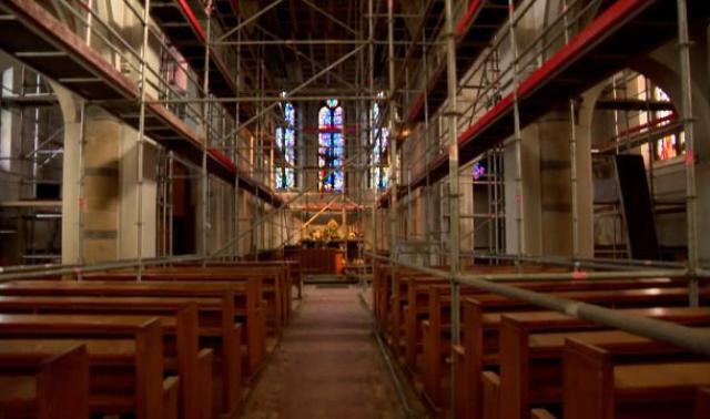 Chantier de décontamination à l'Eglise de Remicourt