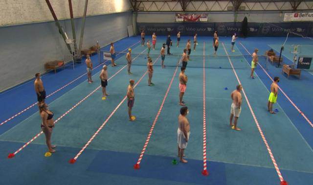 Le tennis indoor, plus dangereux que la piscine ?
