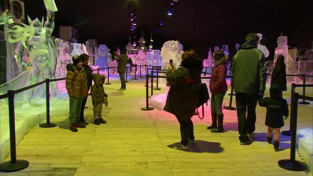 Disney en sculptures de glace 