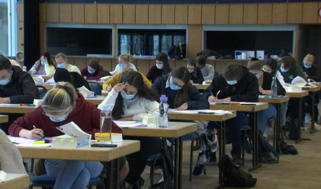 Examens en présentiel : quid des étudiants malades?