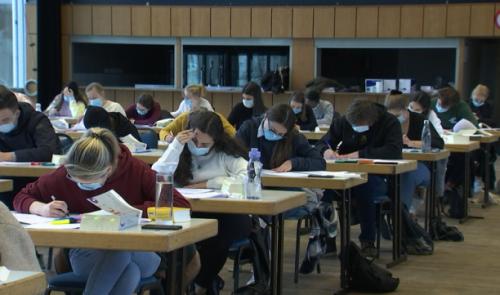 Examens en présentiel : quid des étudiants malades?