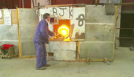 George Arthur Forrest prend les commandes à 75% de la cristallerie du Val Saint-Lambert