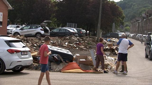 Inondations : une enquête en ligne questionne le suivi des compagnies d'assurance