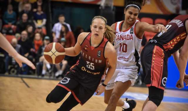 Julie Allemand officiellement en WNBA 