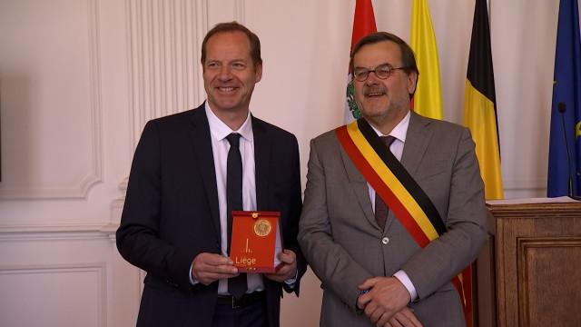 L'organisateur de Liège-Bastogne-Liège, Citoyen d'Honneur de la Ville de Liège