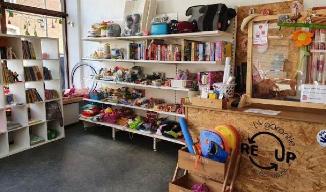 Une nouvelle boutique de seconde main dédiée aux enfants ouvre à Saint-Léonard