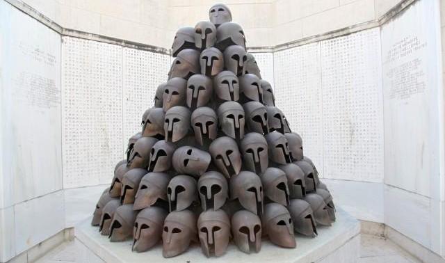 Vol de casques grecs au Mémorial de Cointe 