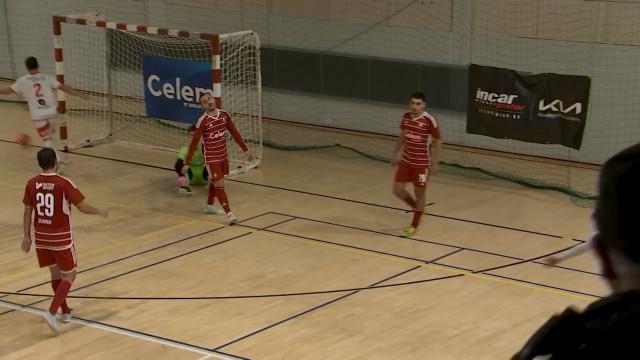 Le SL16 Futsal change de coach