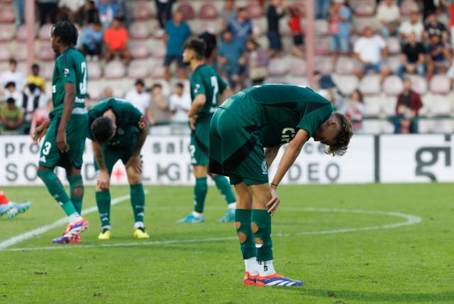 Le Standard enregistre sa première défaite de la saison à Courtrai (1-0)
