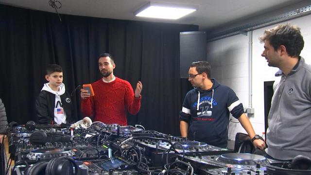 Un stage pour se former au métier de DJ 