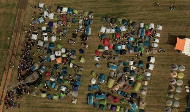 Les Ardentes : Les festivaliers s’installent au camping