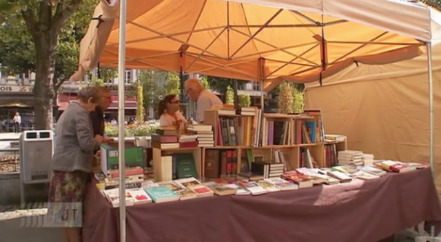 Les bouquinistes priés de déménager pour la dernière de Place aux Livres