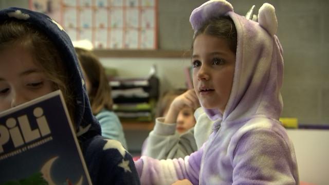Les écoliers en pyjama par solidarité avec les enfants hospitalisés