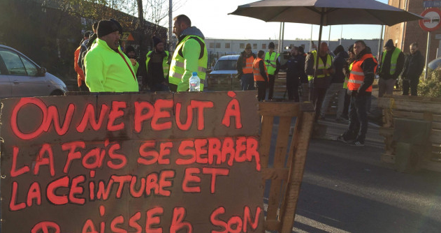 Les gilets jaunes ont bloqué la E25 à Lixhe durant la nuit