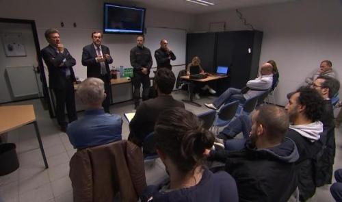 Liège : réunion citoyenne sur le taser 