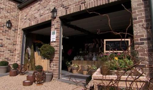 Lincé: Une fleuriste investit le garage familial pour lancer son activité