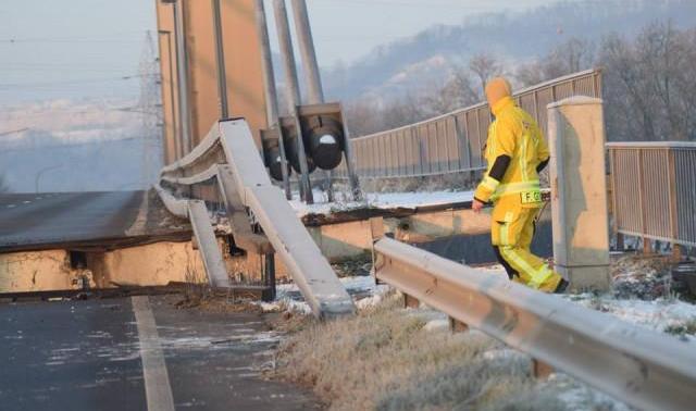 Lixhe : probable réouverture du pont ce mardi 22 janvier