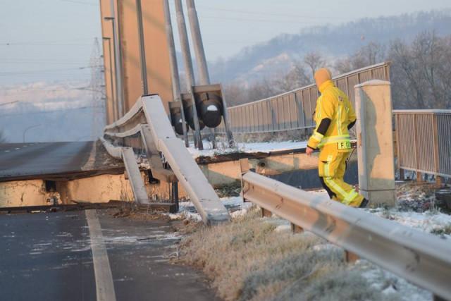 Lixhe : probable réouverture du pont ce mardi 22 janvier