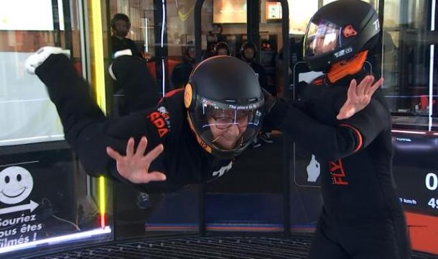 Mariette, une nonagénaire dans les airs !