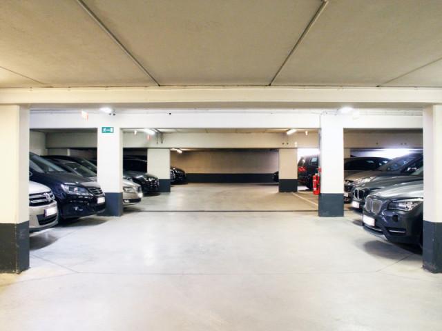 Parking Saint Lambert inondé. La Protection Civile en renfort