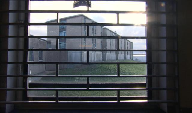 Prison de Lantin : le Barreau de Liège offre des jeux pour les enfants