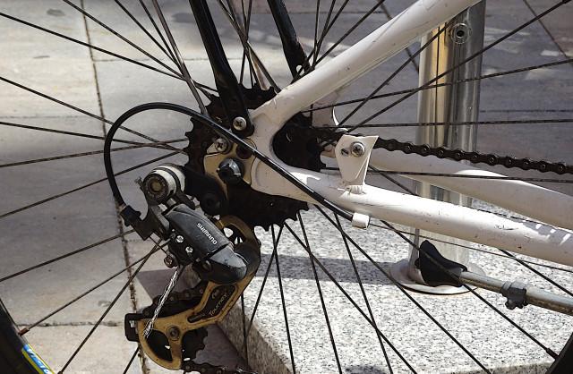 Rond-point bloqué par des cyclistes à Liège : le bourgmestre annonce des mesures