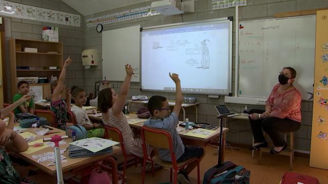 Seraing : l'utilisation du smartphone pose problème en primaire