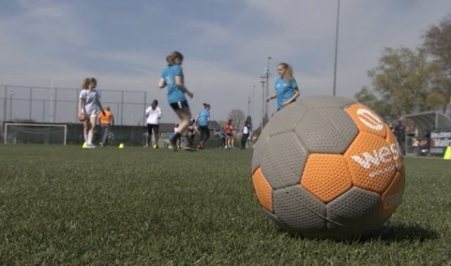 Six mois plus tard, le Fémina Visé retrouve le ballon