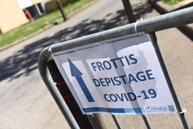 Tous les centres de dépistage Covid-19 des hôpitaux liégeois saturés ce lundi