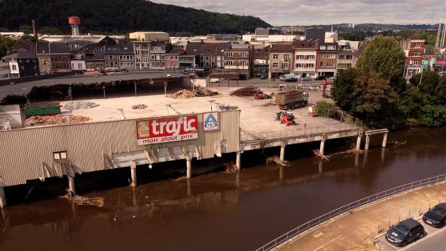 Travaux de démolition de l'îlot Aldi-Trafic à Chênée
