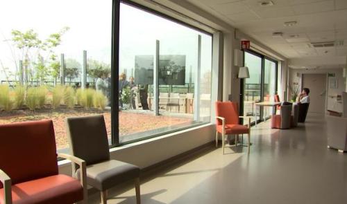 Un jardin sur le toit de la clinique CHC Hermalle pour les patients en soins palliatifs