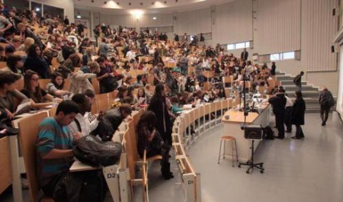Universités : enseignement virtuel jusqu'à la fin du quadrimestre