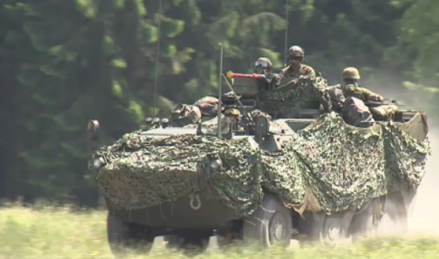 Voir sans être vus : manoeuvres militaires du côté de Hannut