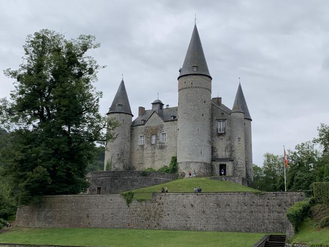 Vu du ciel : Bouillon, Vêves, Lavaux, Chimay, Beloeil